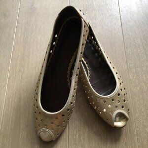 Donald J Pliner Peep-Toe Shoes Matte Gold Size 9.5